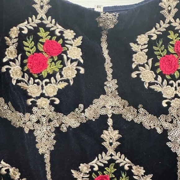 Kurti, Kameez, Shirt Pakistani /Indian - Picture 2 of 5